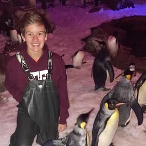 Meet your Posher, Cameron